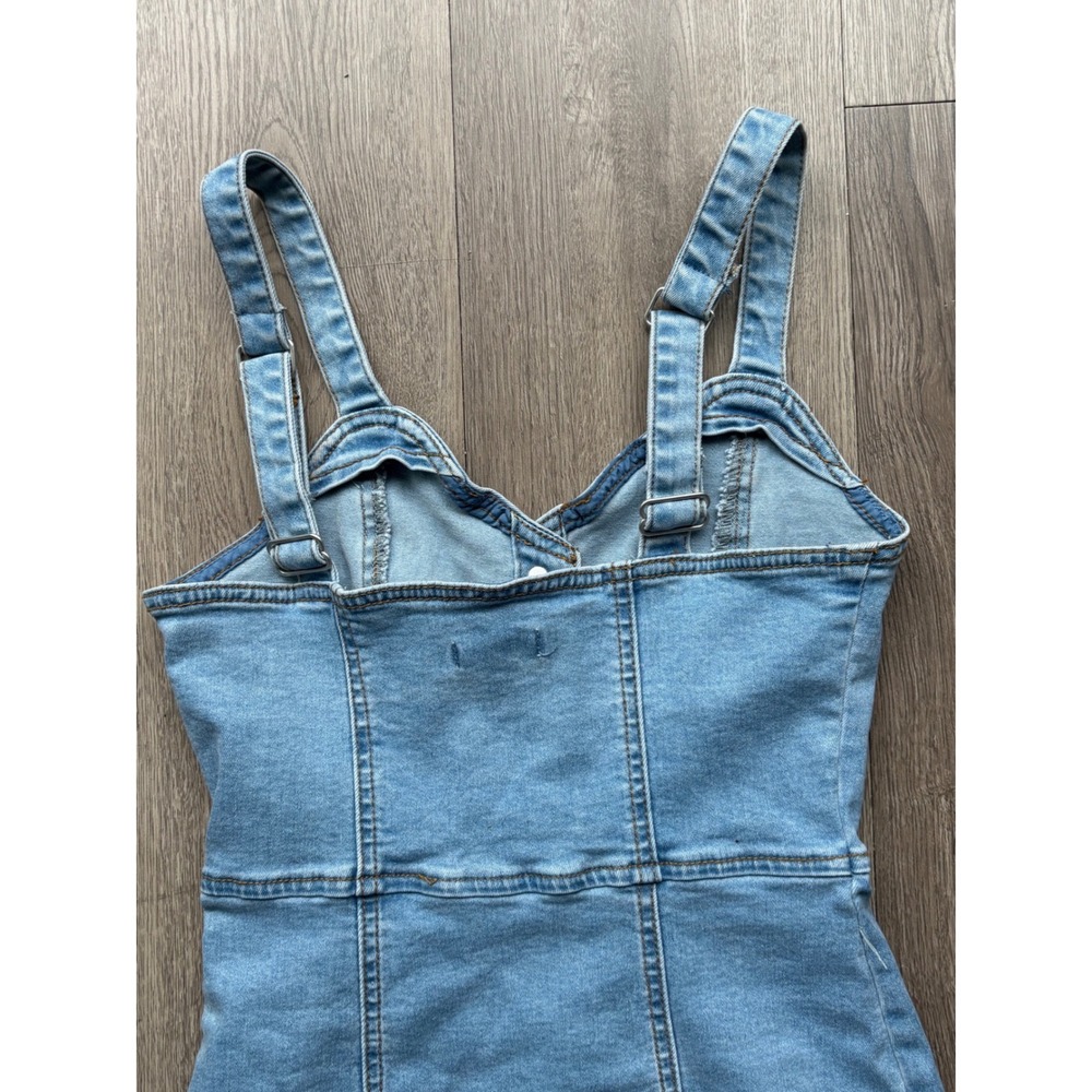 Forever 21 Light Wash Denim Button Down Mini Dress Blue Small Sleeveless 90s - Picture 9 of 10